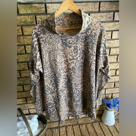 Cuddl duds sweater - Picture 1 of 5